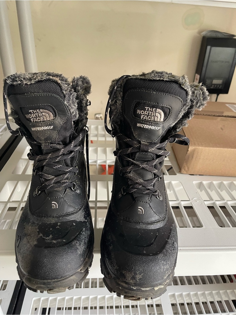 The North Face Black Waterproof Men’s Winter Boots Size 11.5